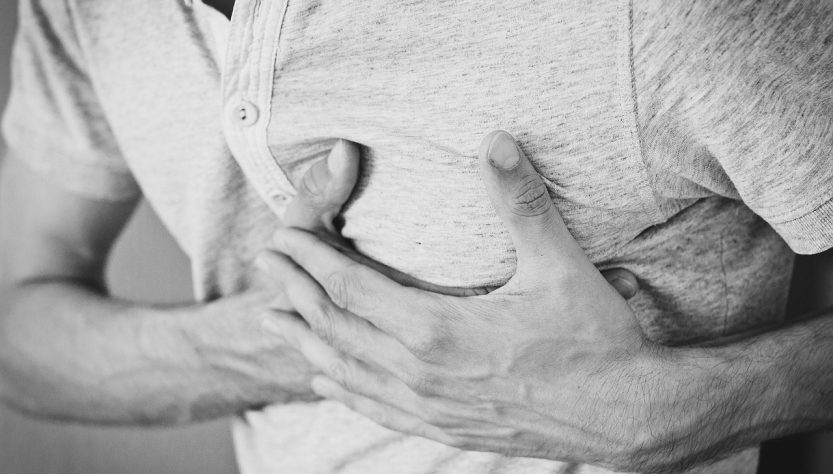 Man, heartache, chest pain — Unveiling the Cost-Savings Benefits of Medicare Advantage Plans in 2025